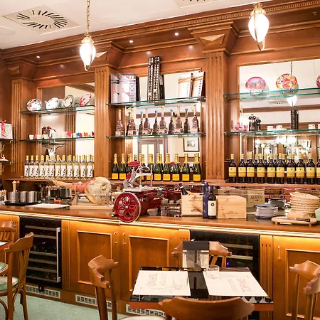 Liberty Отель Прага