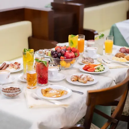 Liberty 4* Прага