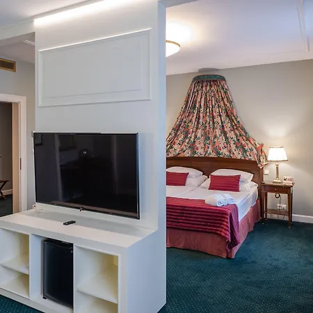 Hotel Liberty