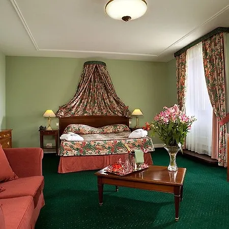 リバティ ホテル プラハ