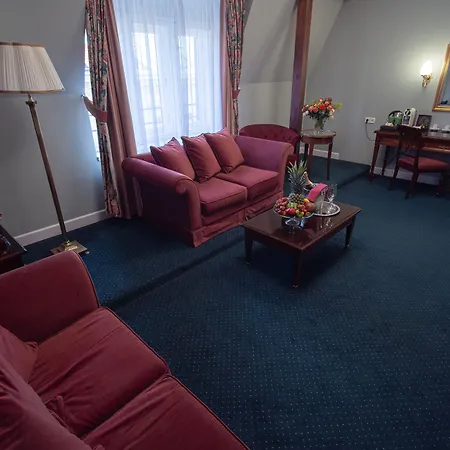 리버티 4* 프라하